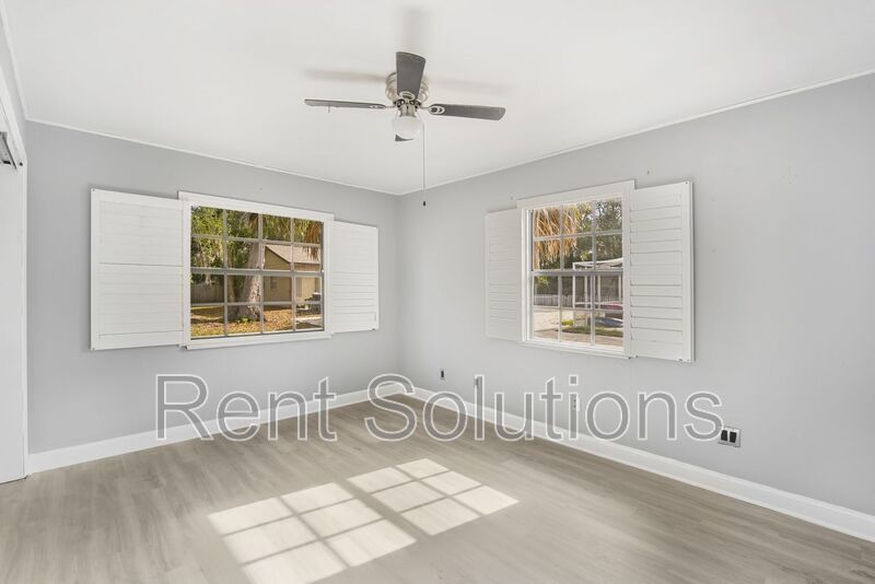 Will Not Last Seminole Heights 3/1 Deal!! property image