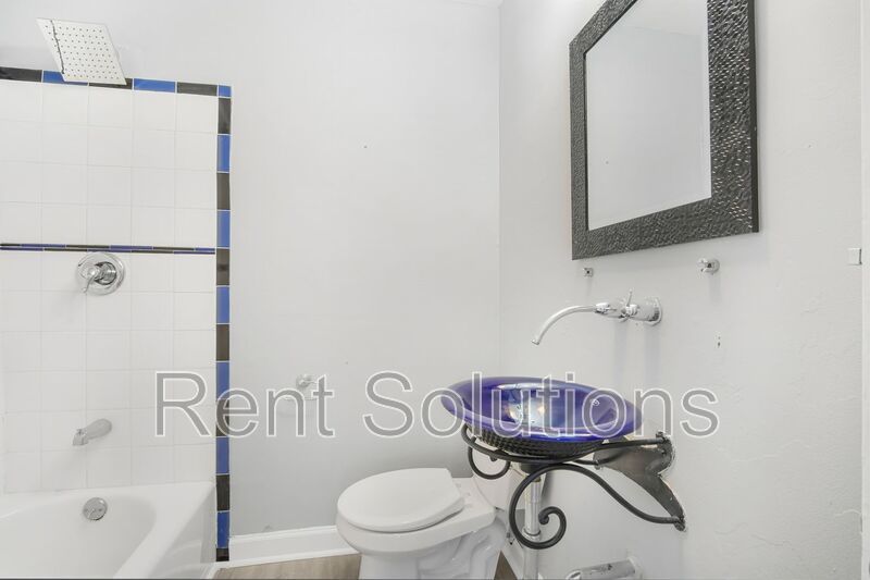 Will Not Last Seminole Heights 3/1 Deal!! property image