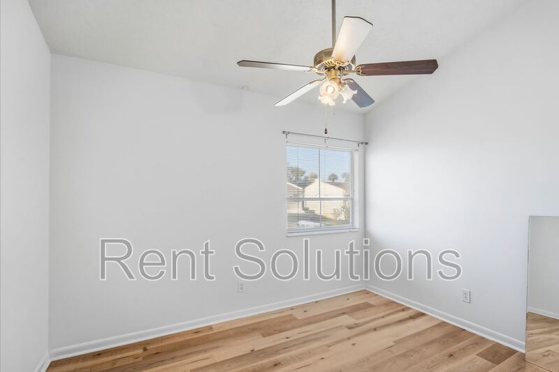 Charming 2-Bedroom Townhome in South Tampa property image