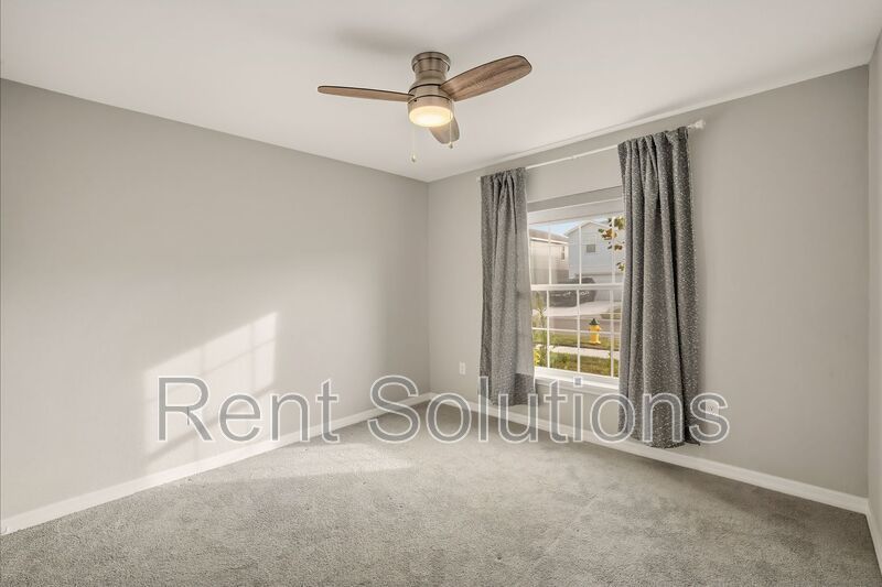 Modern 3-Bedroom Single-Story Home with 2-Car Garage in Ridgewood South property image