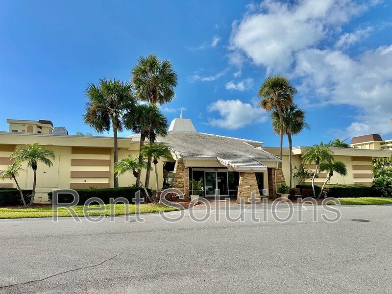 Gorgeous remodeled efficiency in Sea Towers off Duhme Road! Annual/Unfurnished in gated 55+ community property image