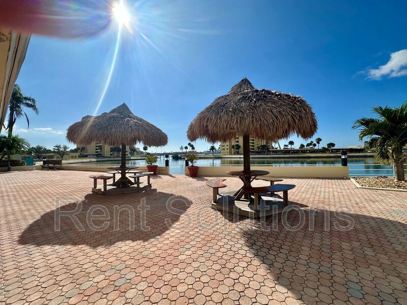 Gorgeous remodeled efficiency in Sea Towers off Duhme Road! Annual/Unfurnished in gated 55+ community property image