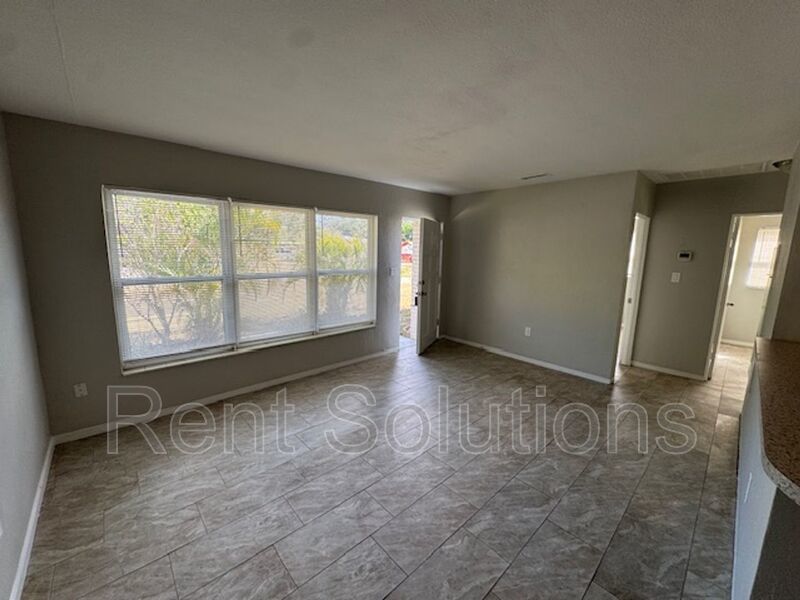 Charming 2 bedroom property image