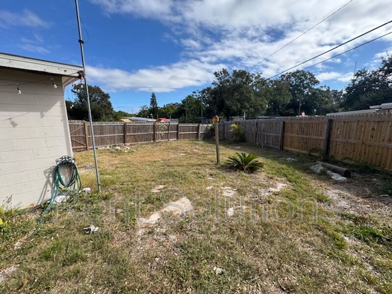 Charming 2 bedroom property image