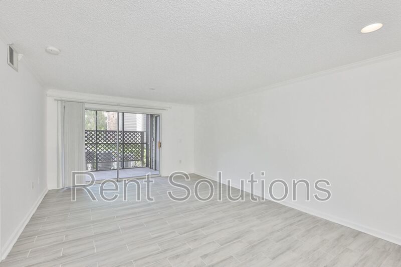 Spacious 2-bedroom, 2-bath condo in the Fountains at Countryside, Gated Community! property image