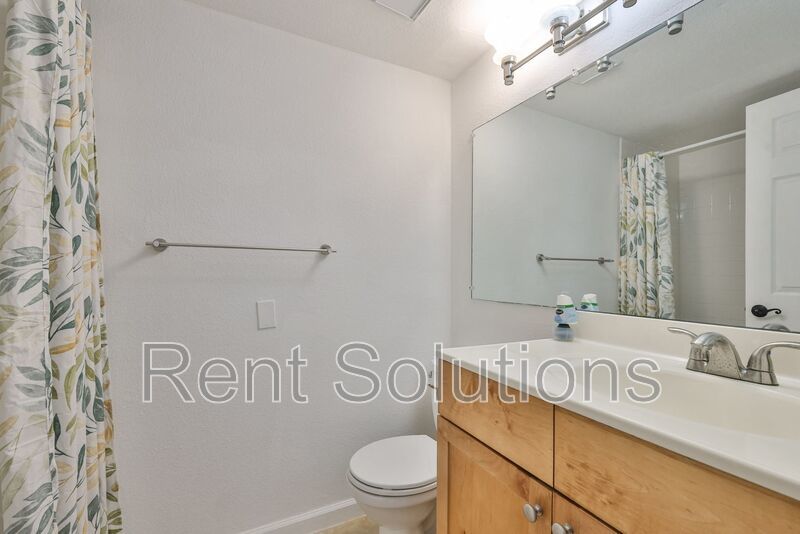 Spacious 2-bedroom, 2-bath condo in the Fountains at Countryside, Gated Community! property image