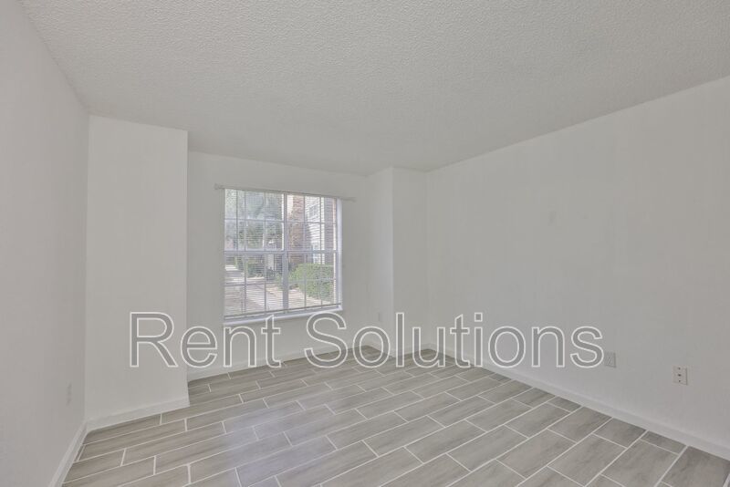 Spacious 2-bedroom, 2-bath condo in the Fountains at Countryside, Gated Community! property image