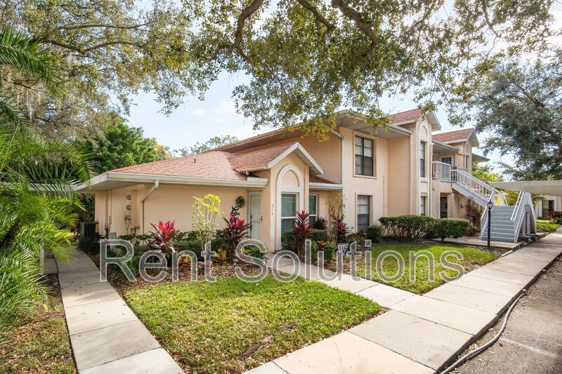 Fully Furnished First-Floor Condo in Active 55+ Sun City Center property image