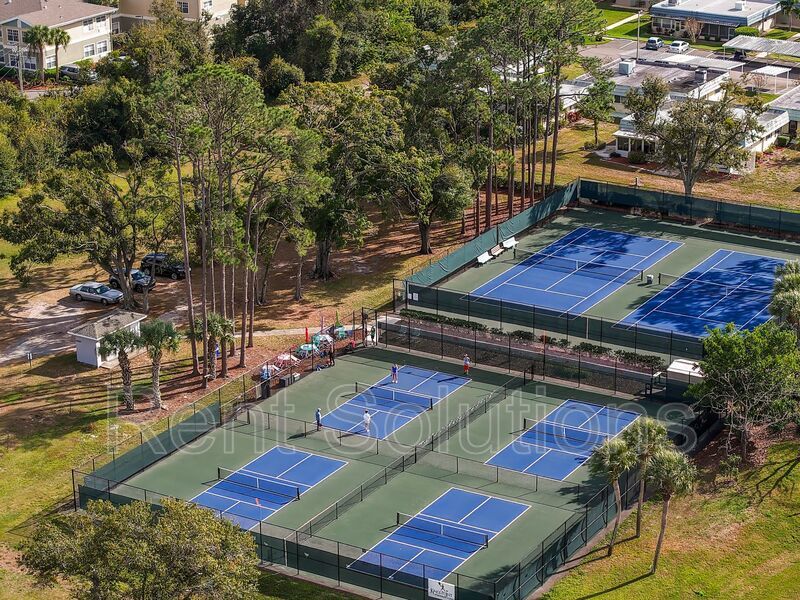 Fully Furnished First-Floor Condo in Active 55+ Sun City Center property image