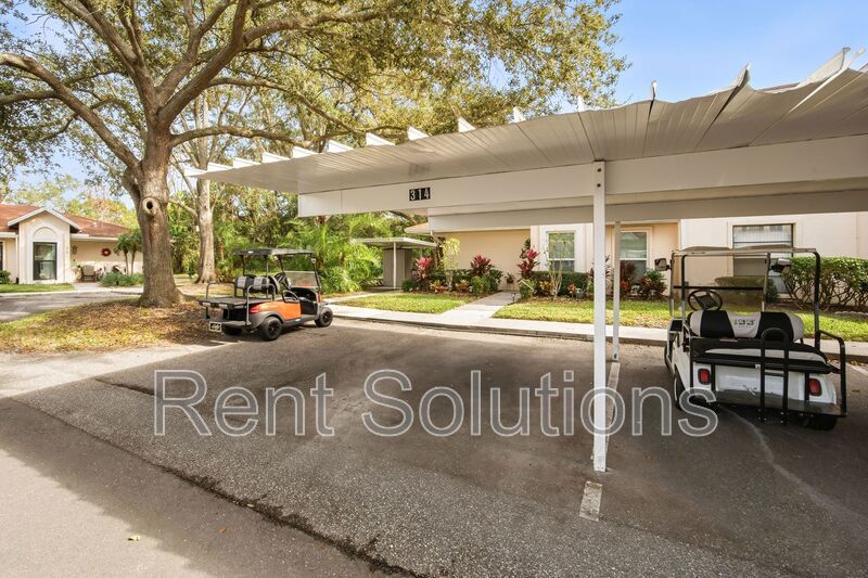 Fully Furnished First-Floor Condo in Active 55+ Sun City Center property image