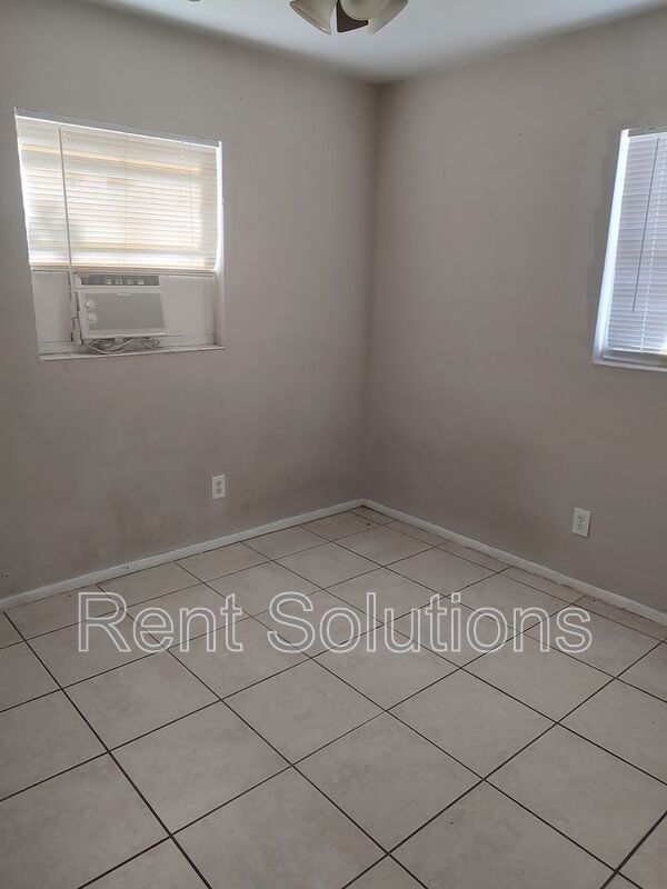 Affordable 2 Bedrooms 1 Bath property image