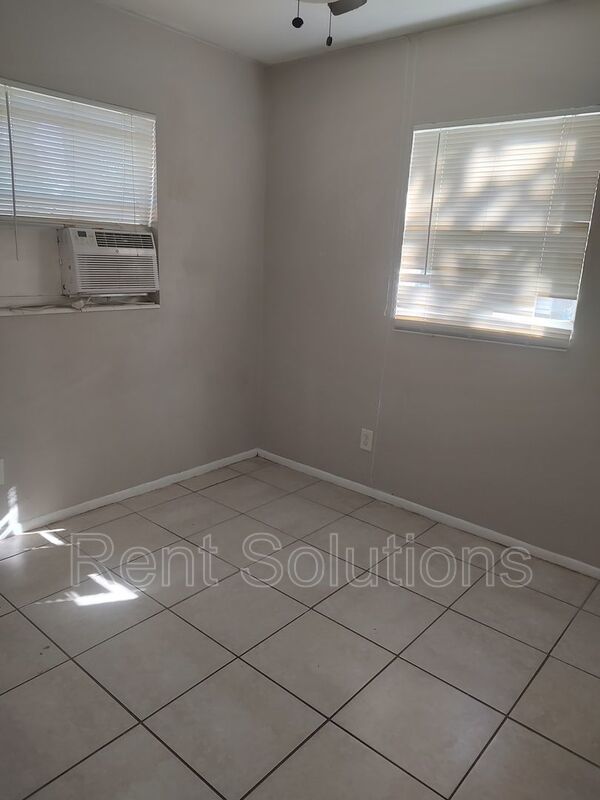 Affordable 2 Bedrooms 1 Bath property image