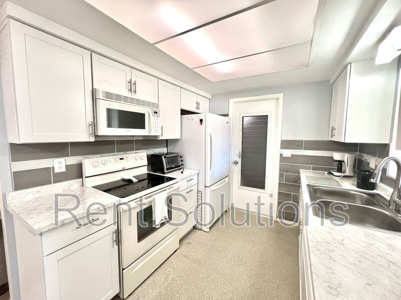 Long-Term Rental ~ Fully Furnished 2BD/1.5BTH in New Port Richey property image