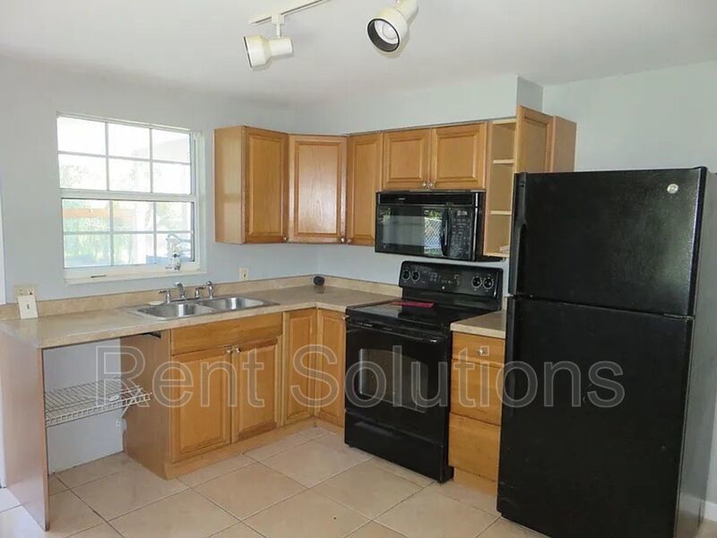 Affordable 2 Bedrooms, 1 Bath property image