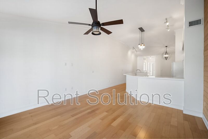 Spacious 1BR/1BA Harbour Island Condo in Gated Island Walk property image