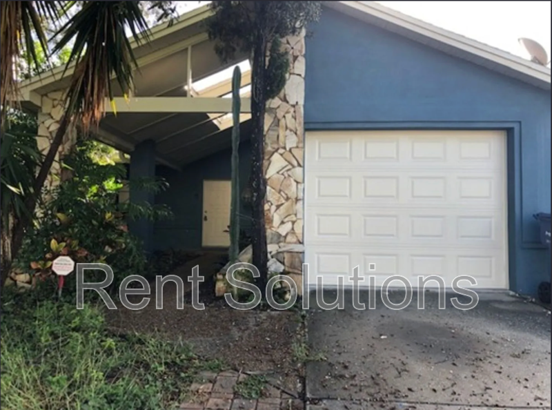 Great Home with Open Layout, Screened Pool and  Rear Patio. Close to Tarpon Springs! property image