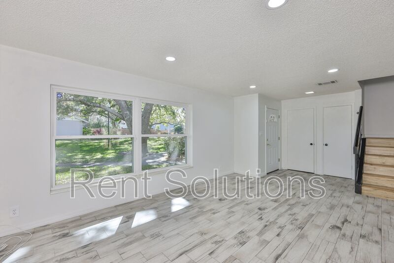 Beautiful 3/1.5 Lutz Townhome property image