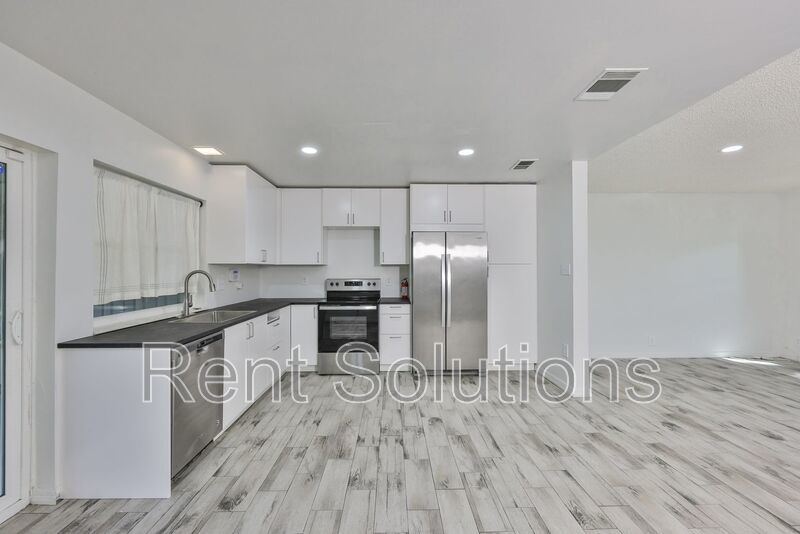 Beautiful 3/1.5 Lutz Townhome property image