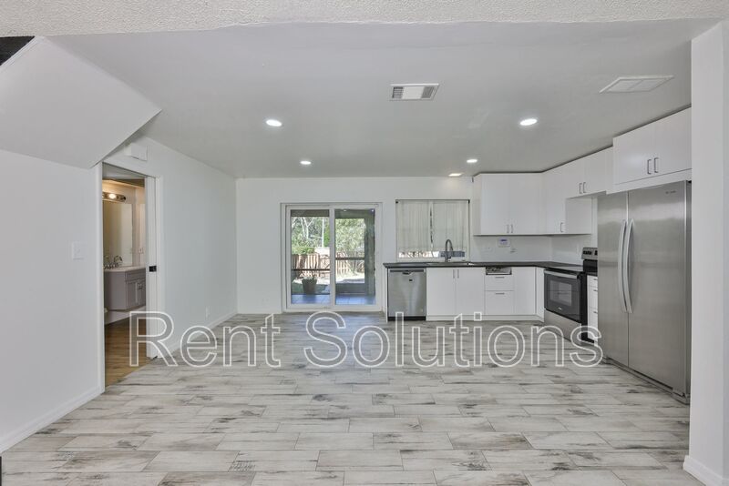 Beautiful 3/1.5 Lutz Townhome property image