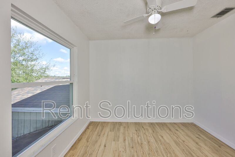 Beautiful 3/1.5 Lutz Townhome property image