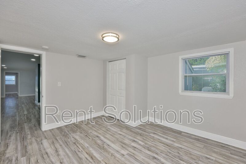 MOVE IN READY! EVERYTHING Updated! 3 bedroom 2 bathroom Pool Home in Largo property image