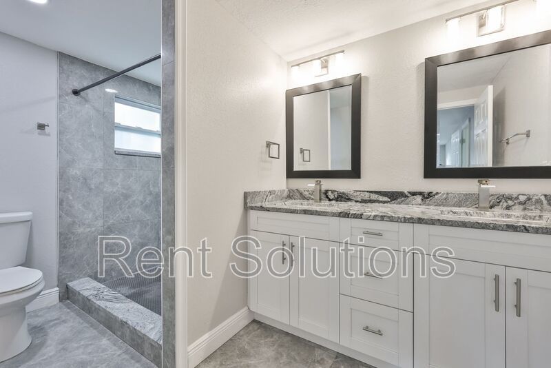 MOVE IN READY! EVERYTHING Updated! 3 bedroom 2 bathroom Pool Home in Largo property image