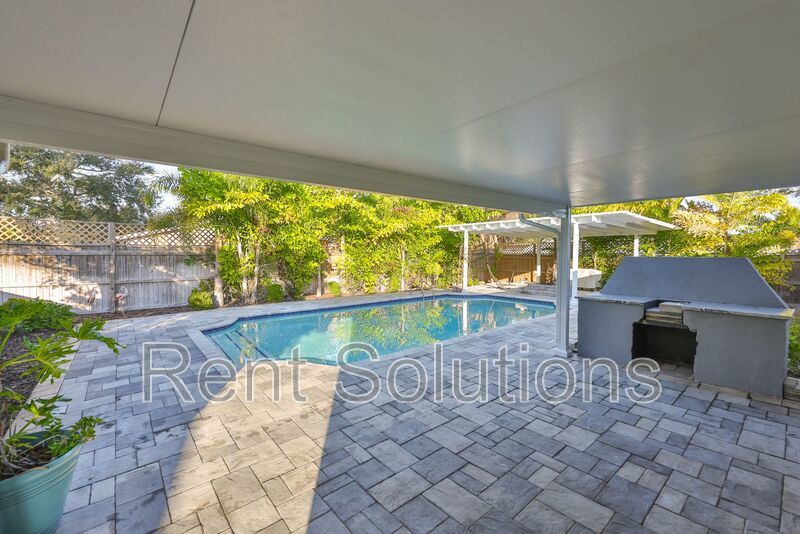 MOVE IN READY! EVERYTHING Updated! 3 bedroom 2 bathroom Pool Home in Largo property image