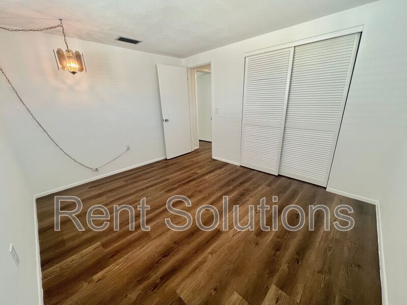 Meticulousy Clean 2BD/1.5BTH Home in New Port Richey property image