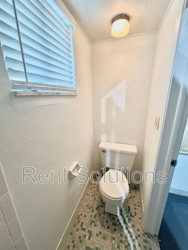 Meticulousy Clean 2BD/1.5BTH Home in New Port Richey property image