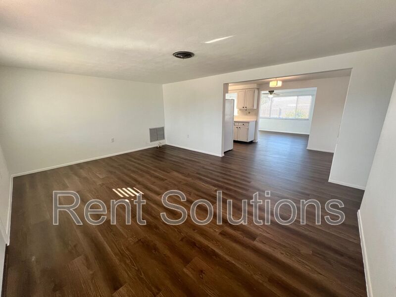 Meticulousy Clean 2BD/1.5BTH Home in New Port Richey property image