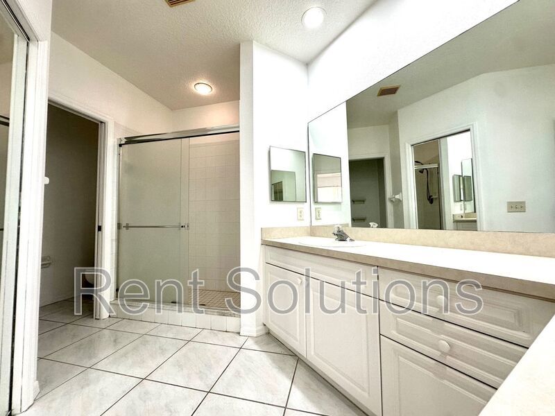 Fantastic 3BR/2BA/1 Car Gar Condo, unfurnished with water view, available now! property image