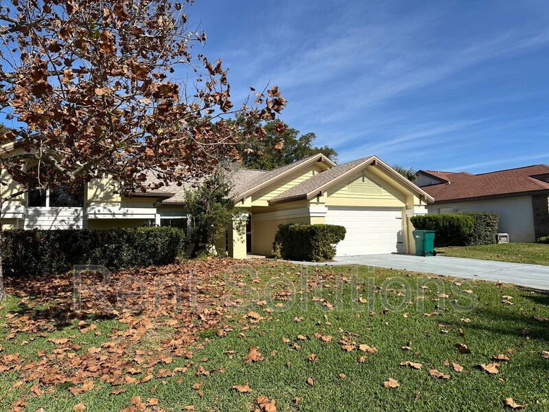 Executive Style 4BR/3BA/2 Car Garage Home for Rent in Greater Palm Harbor - 2,374 sq ft of Exquisite Living Space! property image