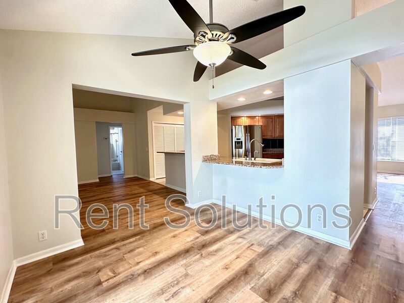 Executive Style 4BR/3BA/2 Car Garage Home for Rent in Greater Palm Harbor - 2,374 sq ft of Exquisite Living Space! property image