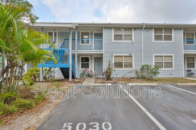 Fantastic Location near USF Area perfect for students, traveling nurses, and working professionals! property image