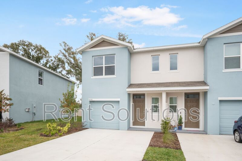 Brand-New Townhome for Rent in Chelsea Court – Modern Living in Tampa! property image