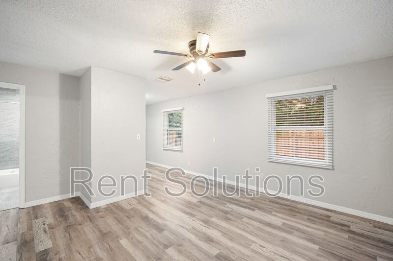 Fully Renovated 3-Bedroom Home with Big Fully Fenced Backyard! property image