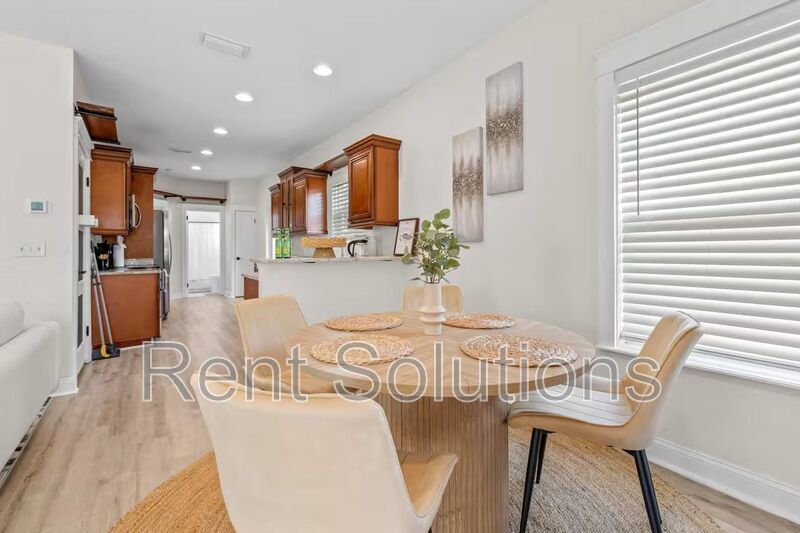 Remodeled South Tampa 3BR/2BA with fenced yard near Macdill AFB property image