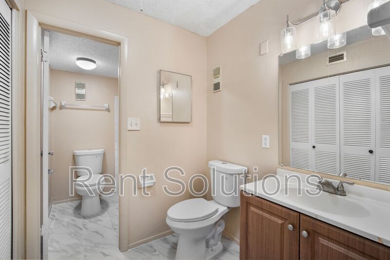 Cozy 2 Bed 1.5 Bathroom in Temple Terrace property image