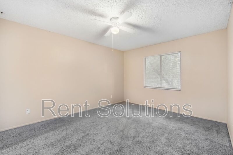 Cozy 2 Bed 1.5 Bathroom in Temple Terrace property image