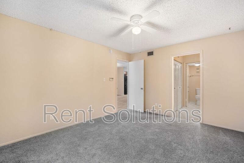 Cozy 2 Bed 1.5 Bathroom in Temple Terrace property image