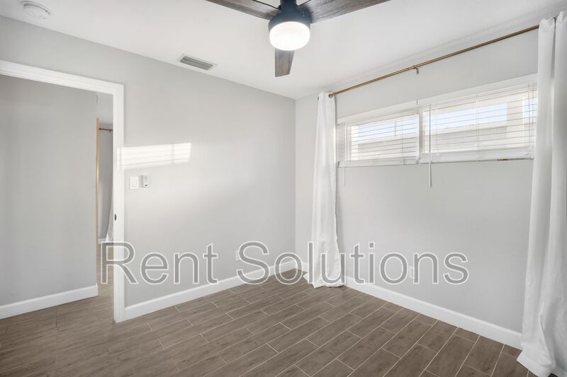 Beautifully Renovated 2 Bedroom 1 Bath property image