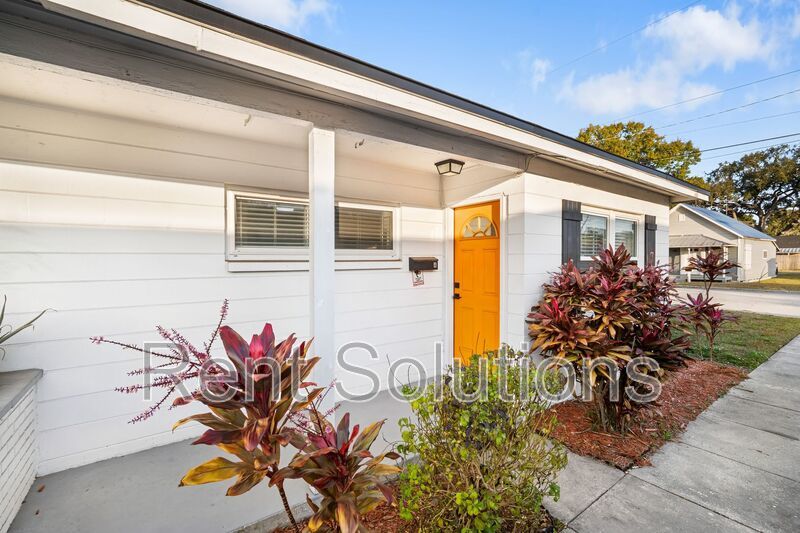 Beautifully Renovated 2 Bedroom 1 Bath property image