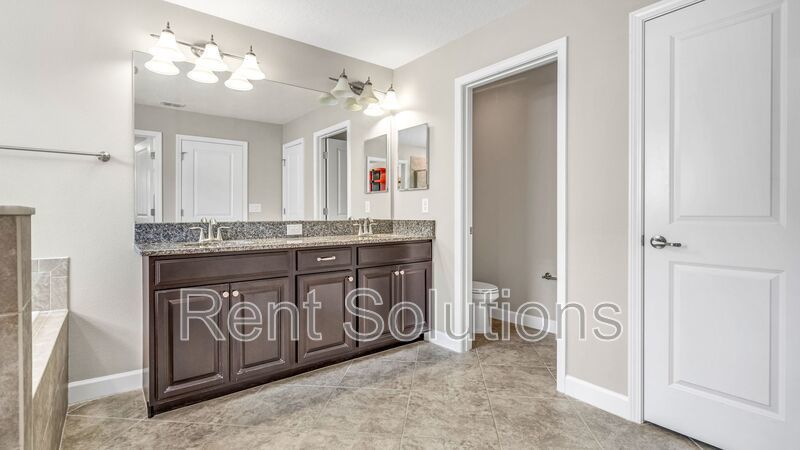 Beautiful 4/2.5 Wesley Chapel Home property image