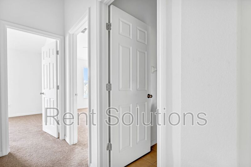 Fantastic Townhome 3bd/2.5ba/1 car garage in Highland Glen, Clearwater! property image