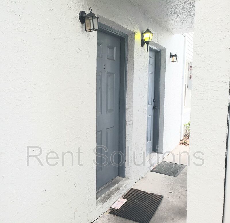 Nice 1 Bed/ 1 Bath in  Gated Community with Lakes/Ponds! property image